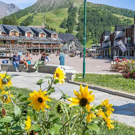 Alpetta 37 In - Out Hotel Sestriere