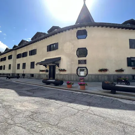 Alpetta 37 In - Out Hotel 3*